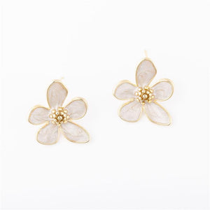 Kamryn Flower Earrings-Gold