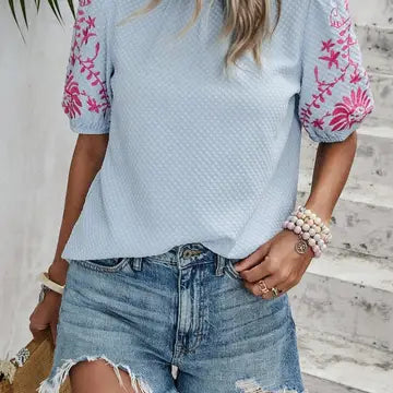 Embroidered Crewneck Puff S/S Shirt-Blue