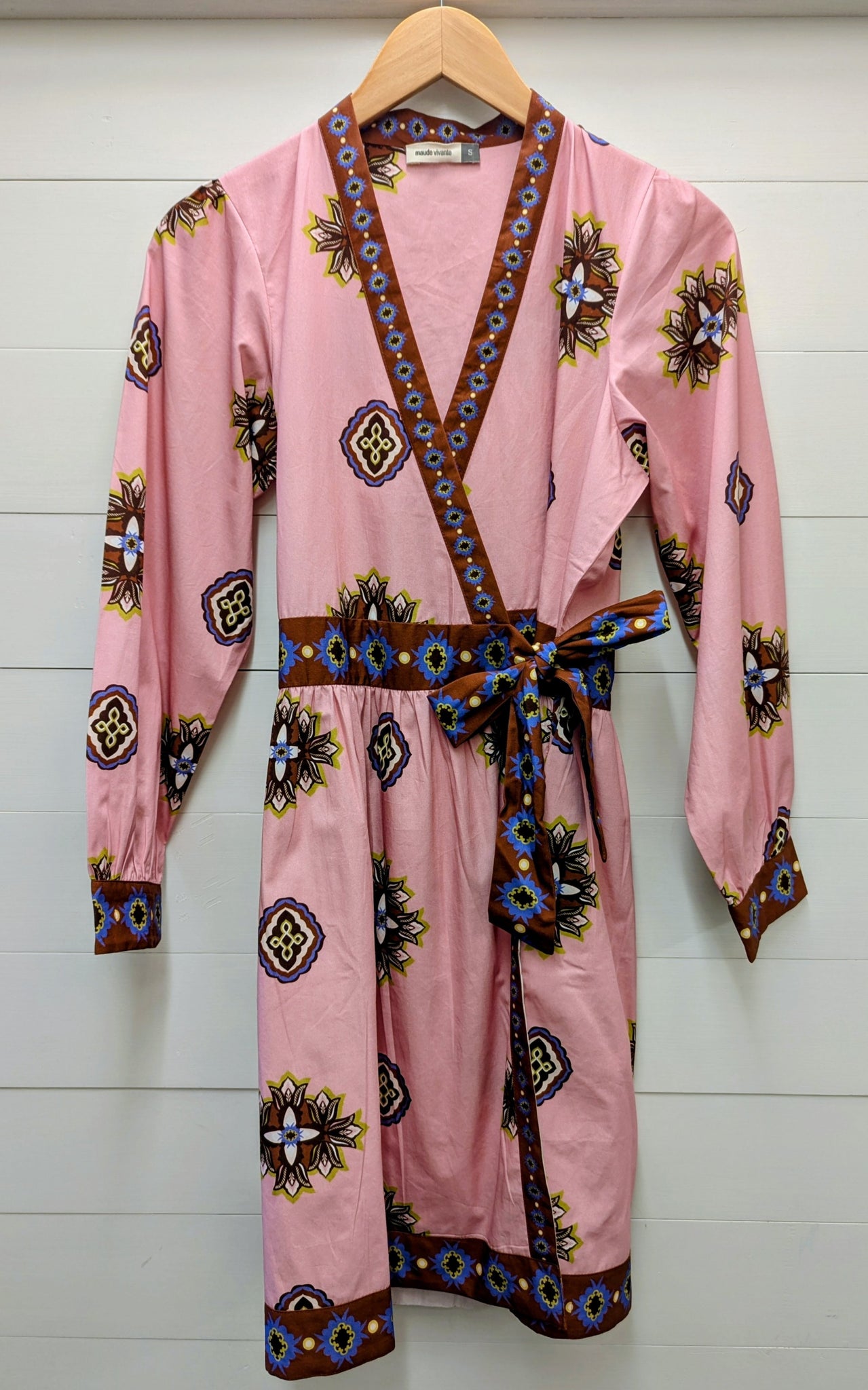 Cara Floral Motif Dress-Pink